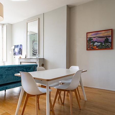 Appartement T3 De Prestige Proche Du Jardin Public De Bordeaux Exteriör bild