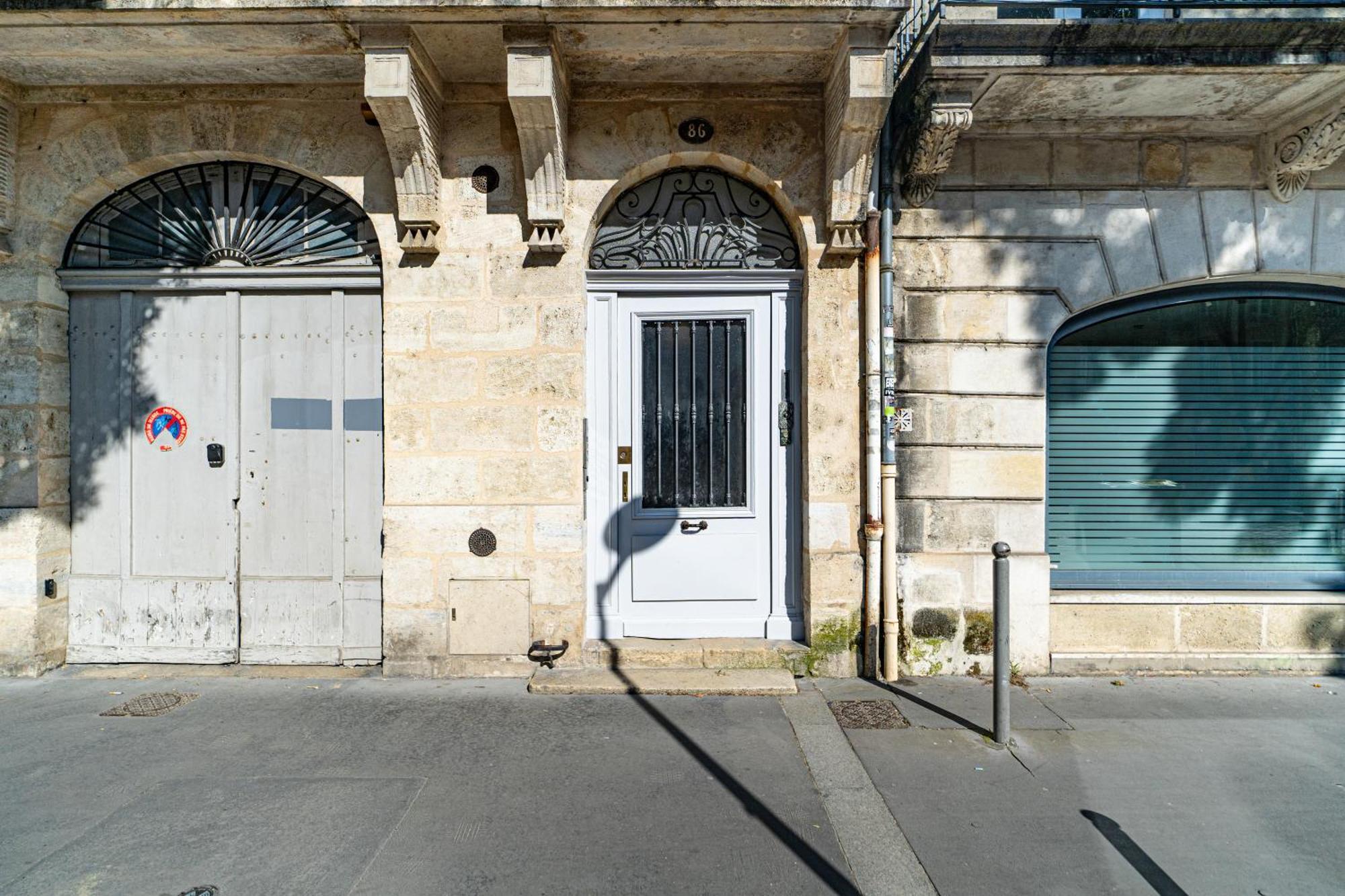 Appartement T3 De Prestige Proche Du Jardin Public De Bordeaux Exteriör bild